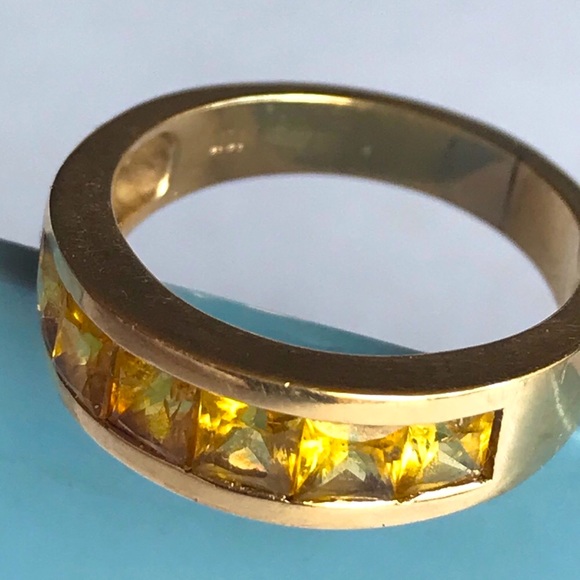 18k YELLOW GOLD & YELLOW SAPPHIRE BAND RING W APPRAISAL. Sz 7.5 - Picture 6 of 14